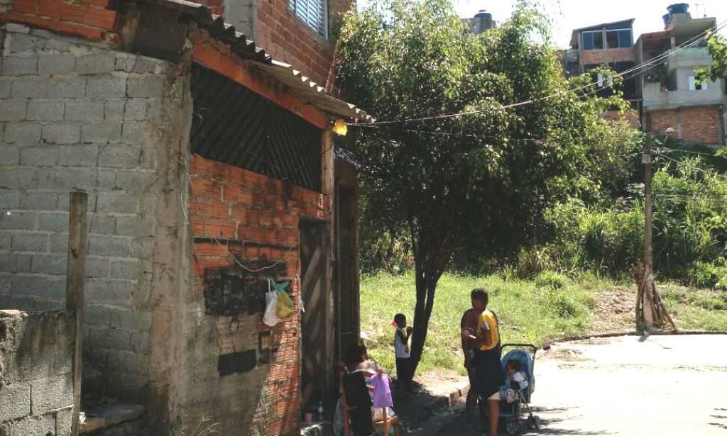 Família é intimada a deixar terreno em Diadema - Diário do Grande ABC