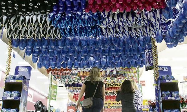 Preços de brinquedos variam até 150,03% em estabelecimentos de