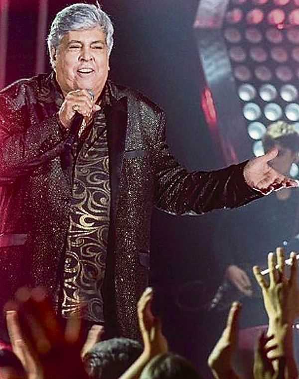 Sidney Magal Se Apresenta Em Show De Natal Na Regi O Di Rio Do Grande Abc