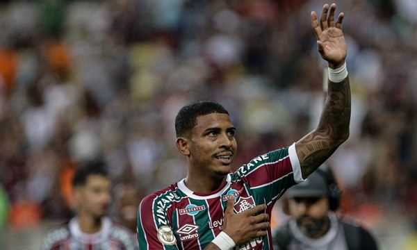 Hoje tem Fluminense x Coritiba. Cano não joga e Diogo Barbosa