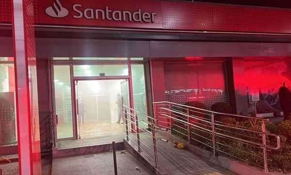 Agências do Santander foram alvos de assaltantes (FOTO: Divulgação/PM)